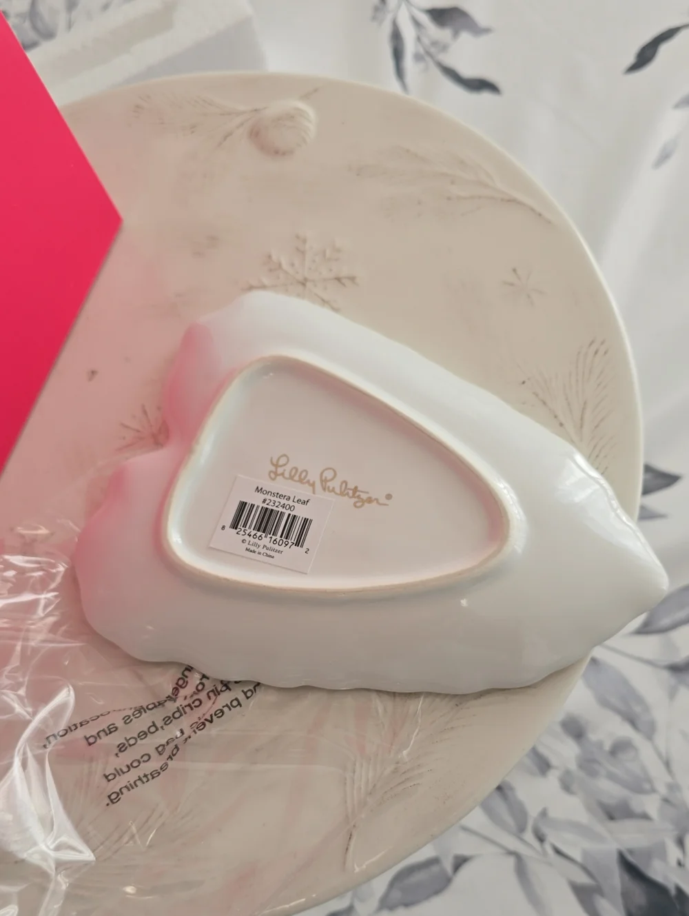 NIB Lilly Pulitzer Shaped Trinket Tray Monstera Leaf